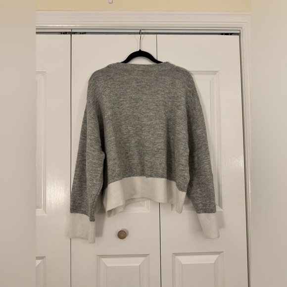 H&M sweater - Picture 5 of 6